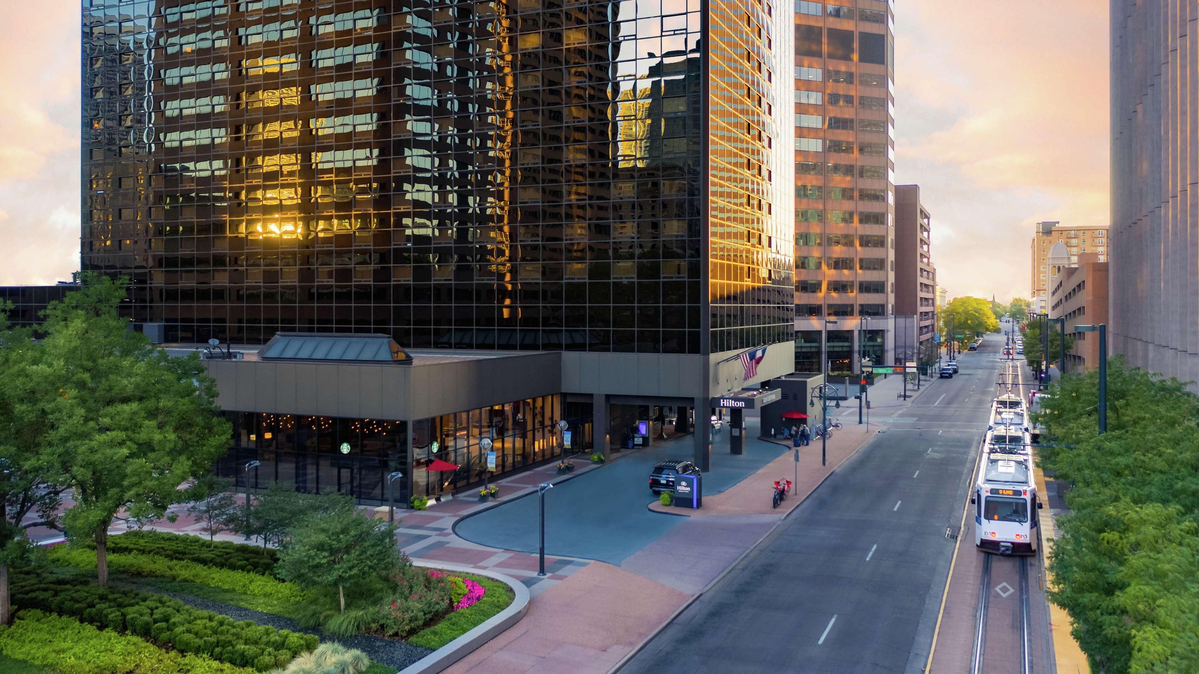 Hilton Denver City Center Exterior photo